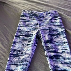 Woman’s athletic leggings